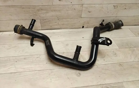 Opel Vectra C Engine coolant pipe/hose 9202090 871582S