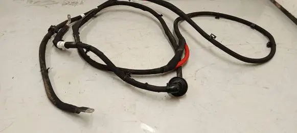 Maserati Grecale Positive cable (battery) 670302650