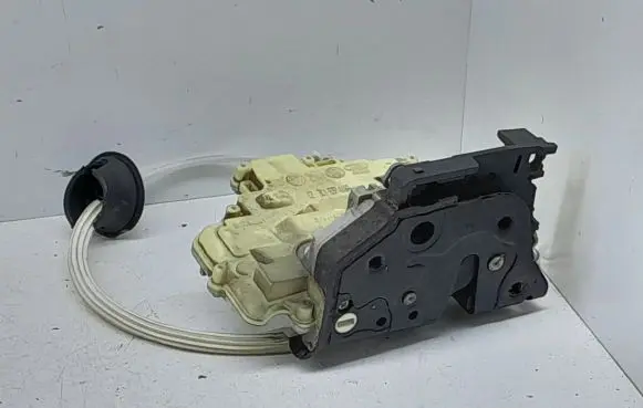 Audi Q7 4L Front door lock 3C1837016A