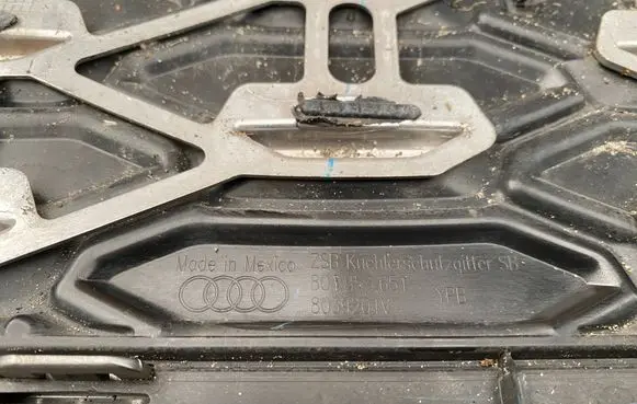 Audi Q5 SQ5 Front bumper upper radiator grill 80A853651 8039201V