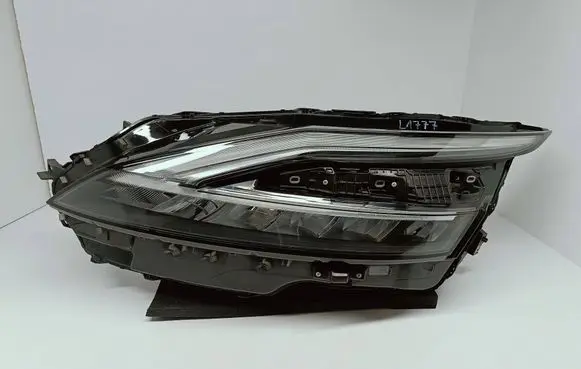 Nissan Qashqai J12 Headlight/headlamp 1008D02J L1777 1008D02H
