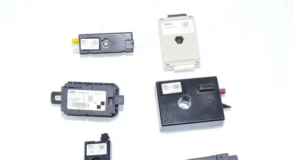 BMW i3 Aerial antenna amplifier 9254000 65209254000 9319081