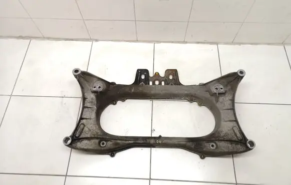 Lexus IS 220D-250-350 Front subframe GS050406 803Y234