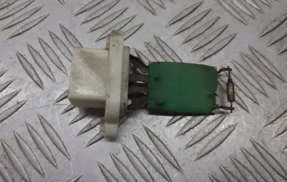 Ford Focus Heater blower fan relay 