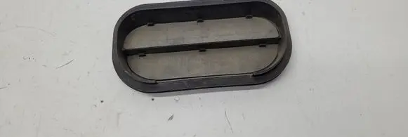 Volkswagen PASSAT B8 USA Quarter panel pressure vent 6R0819465A