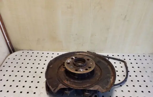 Mercedes-Benz ML W164 Rear wheel hub