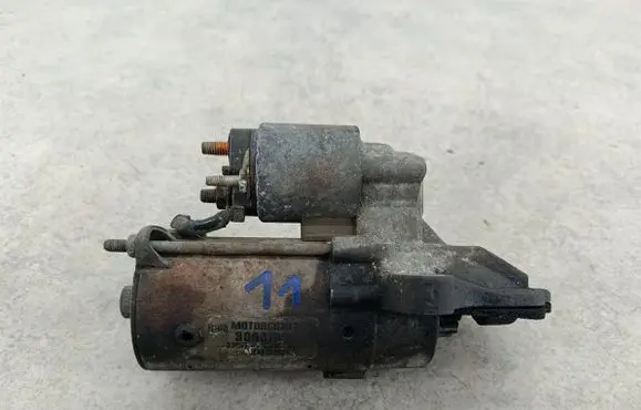 Volvo V50 Starter motor 30667059