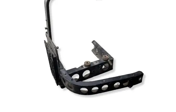 Audi A8 S8 D2 4D Fender mounting bracket 4D0821138AP 4D0821138AM