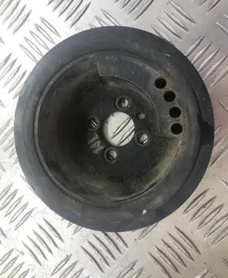 Volkswagen Polo Crankshaft pulley 045105243