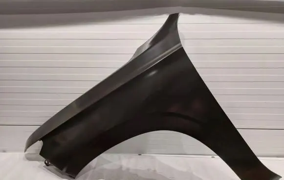 Cadillac Escalade Fender 84384206