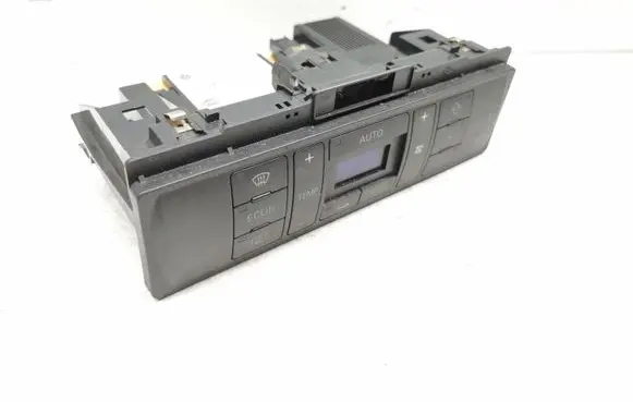 Audi A4 S4 B5 8D Climate control unit 8D0820043M