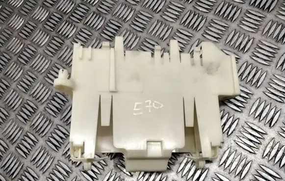 BMW X5 E70 Engine control unit holder 7823642