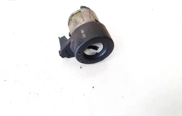 Volkswagen Golf IV Ignition lock contact 905855b