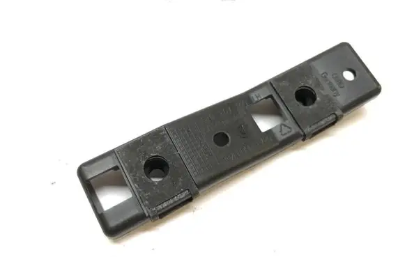 Audi A5 8T 8F Front bumper mounting bracket 8T0807277