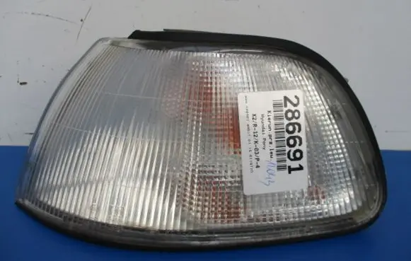Hyundai Pony Front indicator light
