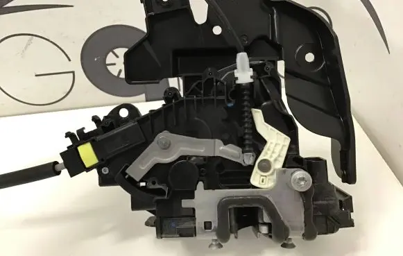 Mercedes-Benz EQS X296 Front door lock A2230030899