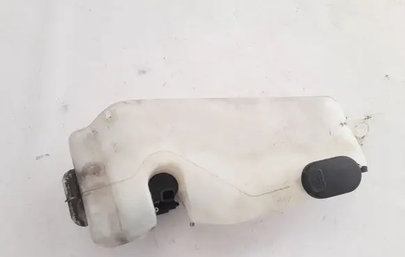 Dacia Duster Windshield washer fluid reservoir/tank 8200210002