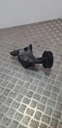 Opel Zafira A A/C compressor mount bracket 24459840