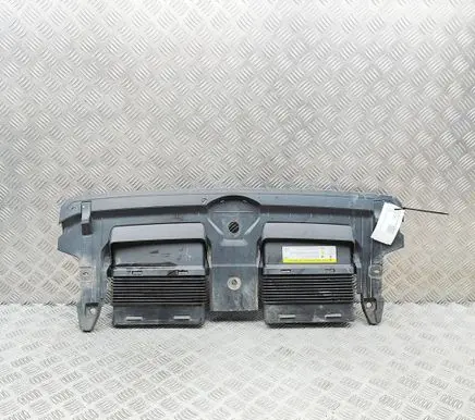 Audi Q7 4M Air intake duct part 4M0807081 4M0129510D