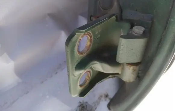 Fiat Marea Front door upper hinge