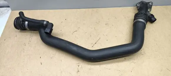BMW 1 E81 E87 Engine coolant pipe/hose 17127788881