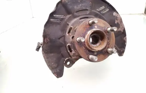 Subaru Forester SH Front wheel hub spindle knuckle