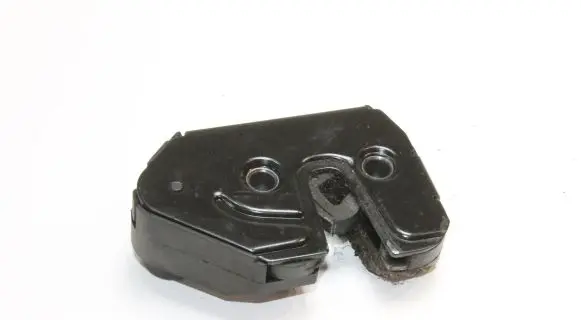 Land Rover Discovery 3 - LR3 Tailgate/trunk/boot lock/catch/latch 7016047