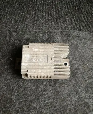 Mercedes-Benz A W168 Coolant fan relay A0235456832