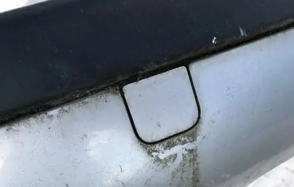 Rear bumper row hook cap/cover