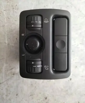 Subaru Legacy Wing mirror switch 