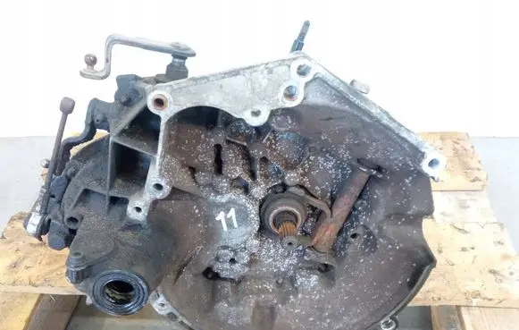 Peugeot 206 Manual 5 speed gearbox 20CP81