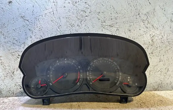 Cadillac CTS Speedometer (instrument cluster) 25742937 GMT265 1812013035B