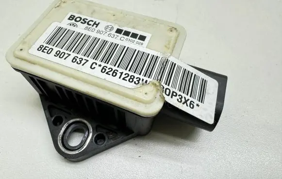 Audi A4 S4 B7 8E 8H ESP acceleration yaw rate sensor 8E0907637C 6261283W