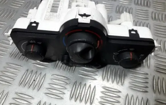 Renault Scenic II - Grand scenic II Climate control unit 69580001 F6665720
