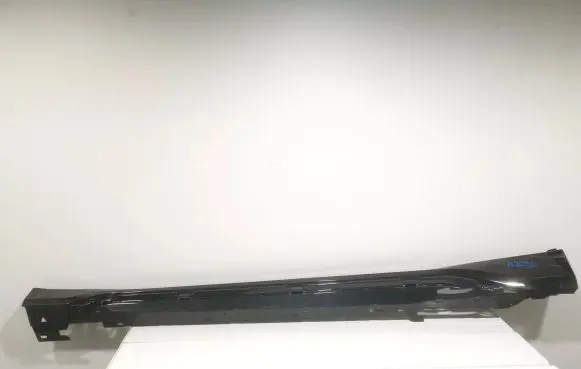 BMW X1 U11 Fender trim (molding) 5A01681