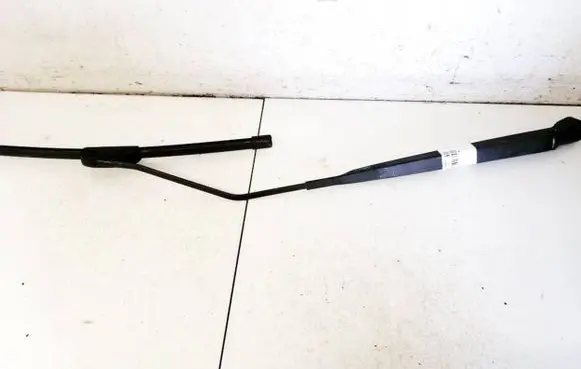 Citroen C3 Front wiper blade arm