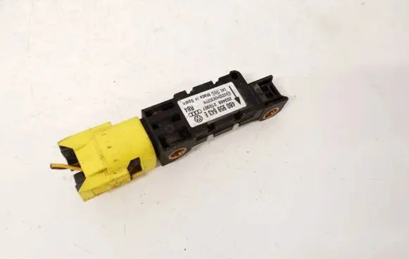 Volkswagen Phaeton Airbag deployment crash/impact sensor 4B0959643E