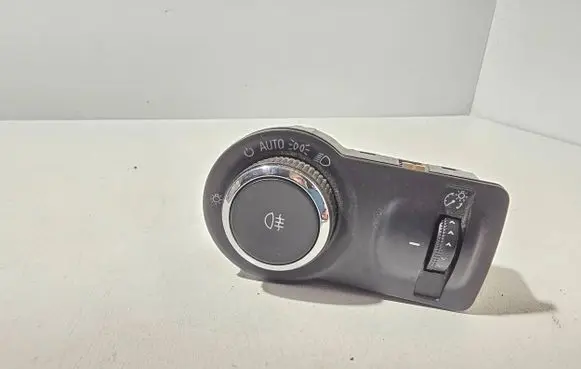Opel Insignia A Light switch 13268710