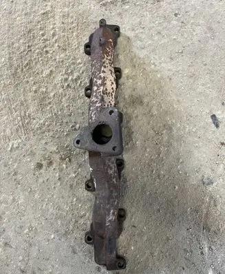 Jeep Grand Cherokee (WJ) Exhaust manifold