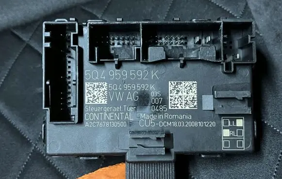 Skoda Octavia Mk3 (5E) Door control unit/module 5Q0959592K