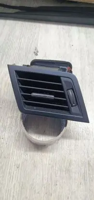 Mercedes-Benz E C207 W207 Dashboard side air vent grill/cover trim A2078300154