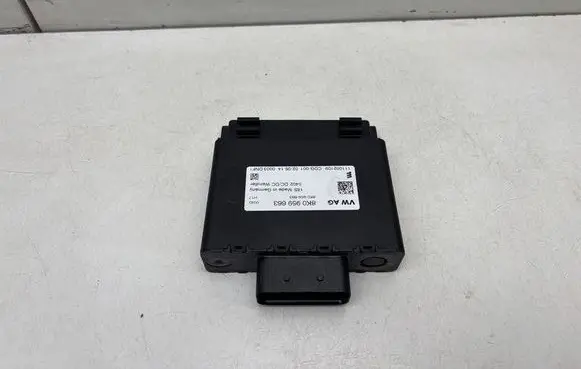 Audi A4 S4 B8 8K Voltage converter/converter module 8K0959663