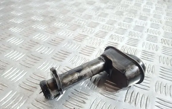 Land Rover Discovery 3 - LR3 Oil sump strainer pipe 4H2Q6615AD