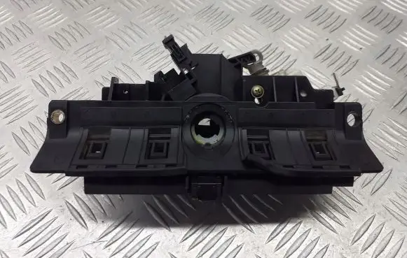 Audi A6 S6 C5 4B Tailgate opening switch 4B0827565