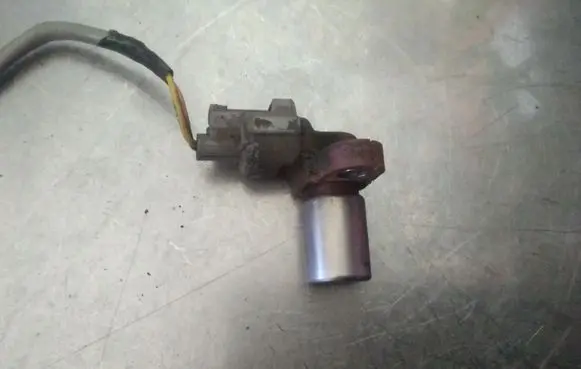 Camshaft position sensor