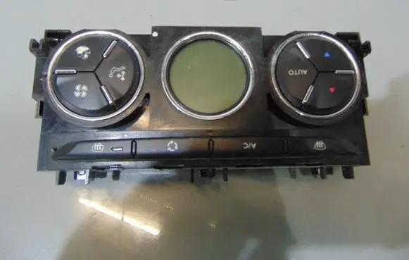Citroen C3 Climate control unit 96753994XT