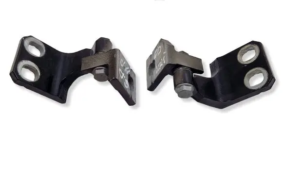 Jeep Renegade Rear door hinge set A048903