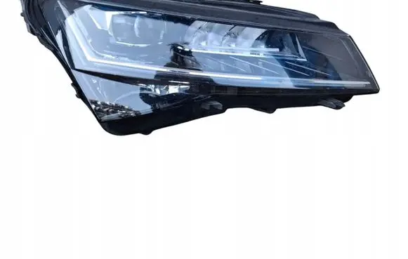 Skoda Superb B8 (3V) Headlight/headlamp 3V1941016D