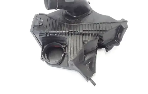 Renault Modus Air filter box 8200398990