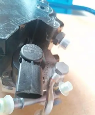 Chrysler PT Cruiser Fuel injection high pressure pump 0445010127SD